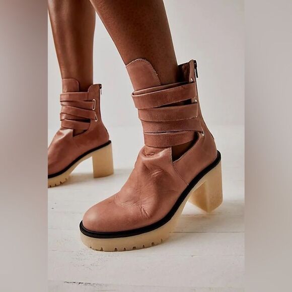 Free People Women’s Size 38.5 US 8 Jesse Cutout Platform Boots English Tan - Picture 2 of 14